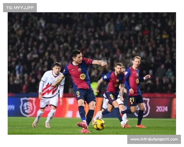 榜首大战一触即发：巴萨主场迎战马竞，莱万对决阿尔瓦雷斯