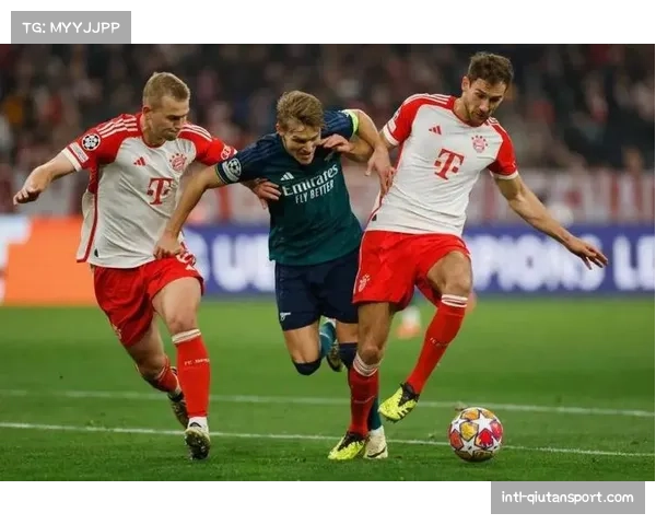 拜仁慕尼黑赛前训练重点演练低位防守,图赫尔强调应对皇马反击速度 拜仁慕尼黑赛前训练重点演练低位防守,图赫尔强调应对皇马反击速度